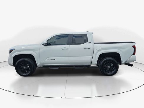 Used 2024 Toyota Tacoma SR5 w/ SR5 Upgrade Package RWD image 10