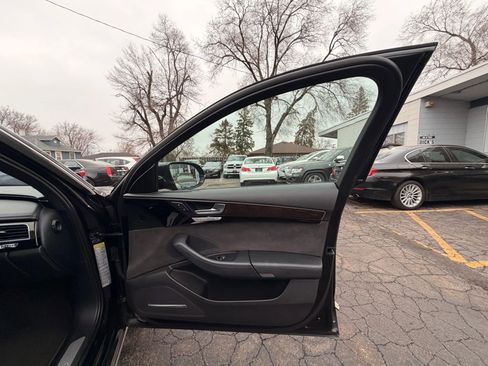 Used 2013 Audi A8 L 3.0T image 22