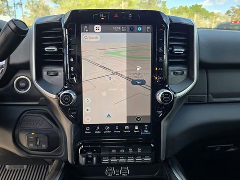 New 2026 RAM 2500 Big Horn AWD/4WD image 17