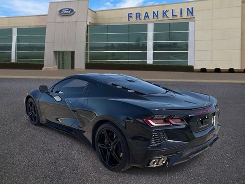Used 2021 Chevrolet Corvette Stingray Preferred Cpe w/ Engine Appearance Package RWD image 5