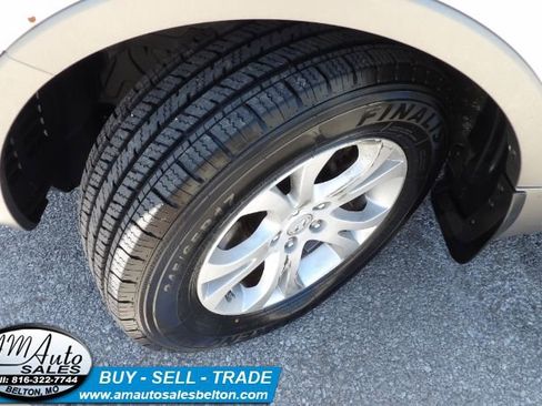 Used 2010 Hyundai Veracruz GLS image 22