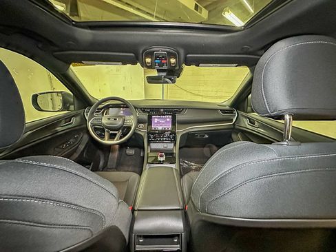 New 2026 Jeep Grand Cherokee Laredo X AWD/4WD image 21
