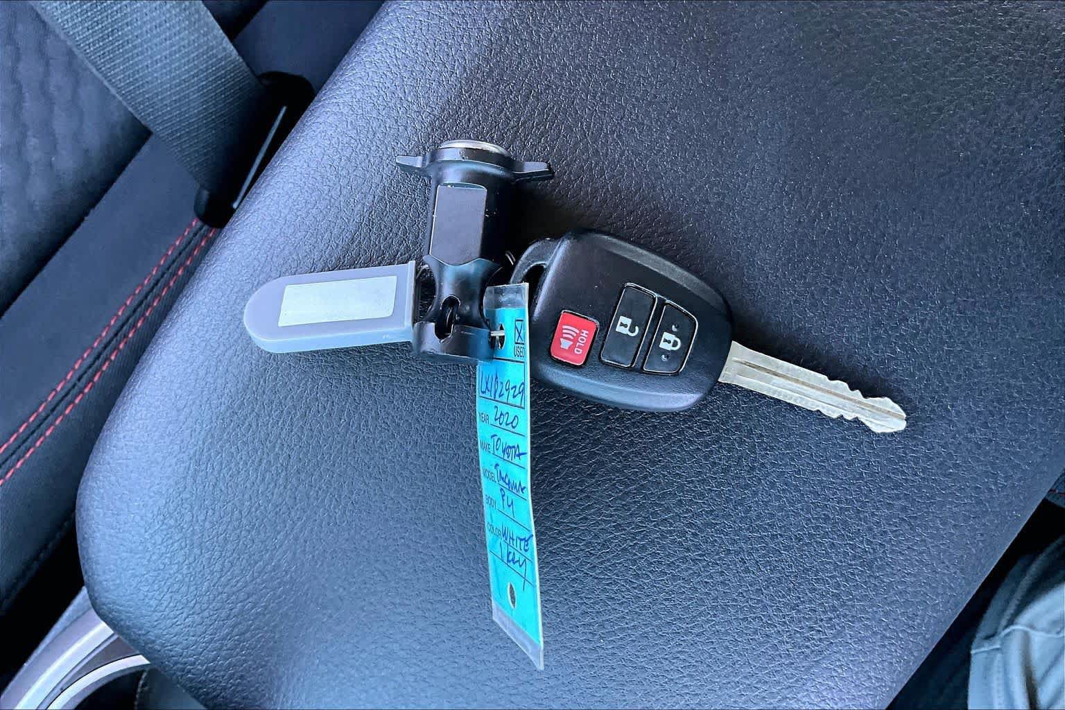 Used 2020 Toyota Tacoma SR5 RWD image 15