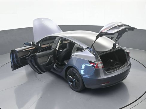 Used 2023 Tesla Model 3 Standard Range RWD image 62