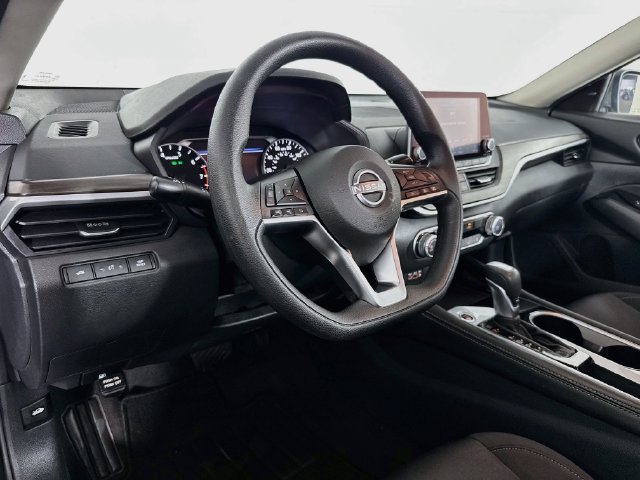 Used 2023 Nissan Altima 2.5 SV FWD image 20