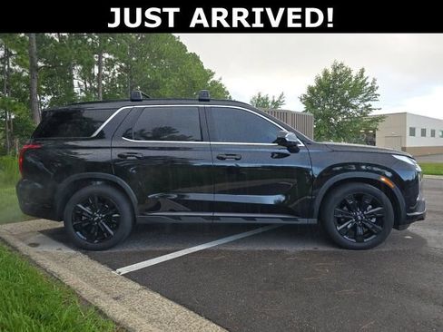 Used 2025 Hyundai Palisade XRT AWD/4WD image 3