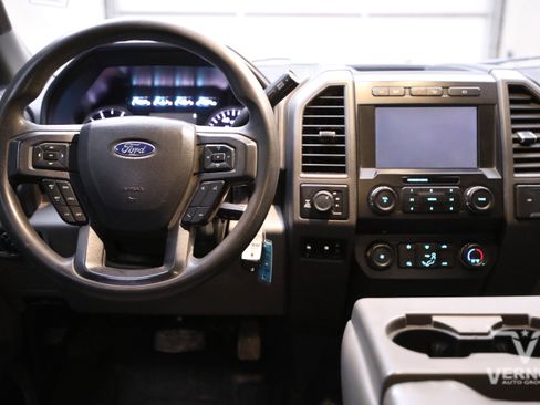 Used 2022 Ford F250 XL w/ STX Appearance Package image 8
