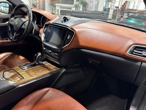 Used 2017 Maserati Ghibli S image 53