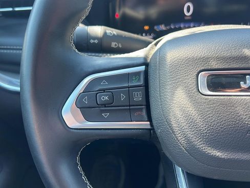 Used 2022 Jeep Compass High Altitude AWD/4WD image 23