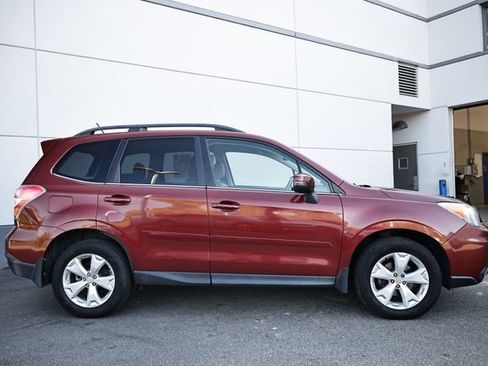Used 2014 Subaru Forester 2.5i Touring image 3