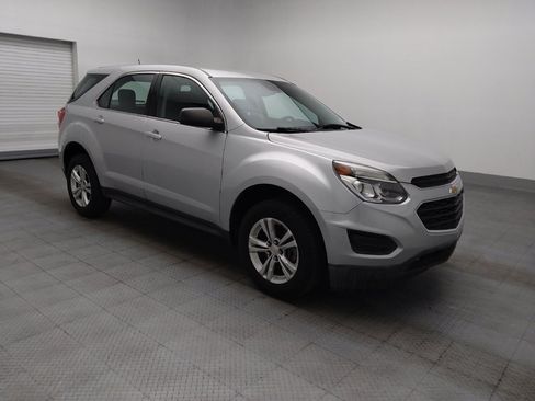 Used 2017 Chevrolet Equinox LS FWD image 11