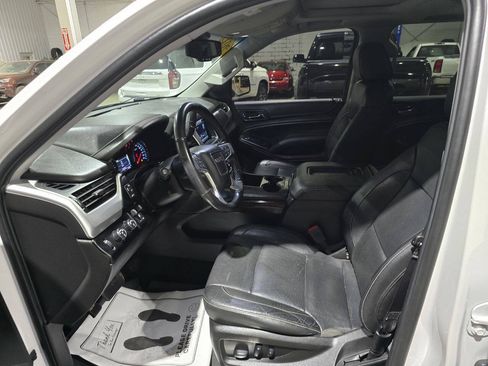 Used 2019 GMC Yukon XL SLT w/ Open Road Package AWD/4WD image 25