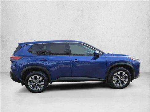 Used 2021 Nissan Rogue SV image 4
