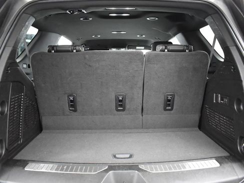 Used 2024 Chevrolet Tahoe Premier image 25