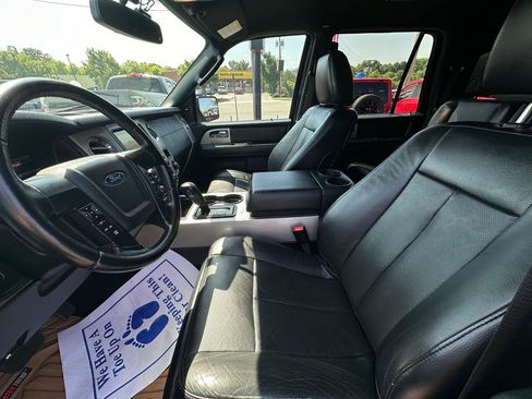 Used 2016 Ford Expedition EL XLT w/ Equipment Group 202A AWD/4WD image 12