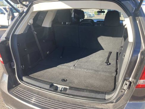 Used 2018 Dodge Journey SXT image 6