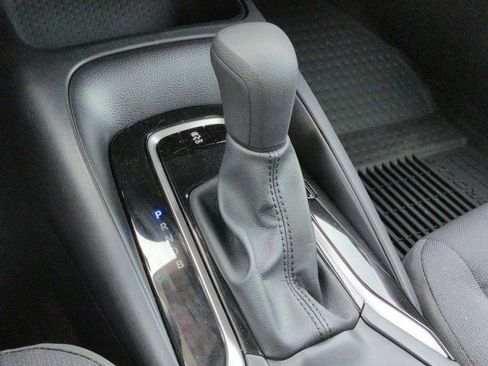 Used 2026 Toyota Corolla LE FWD image 15