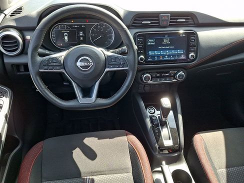 New 2025 Nissan Versa SR w/ Trunk Package FWD image 7