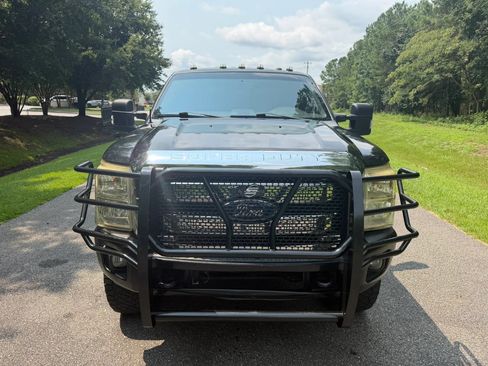 Used 2013 Ford F250 Platinum w/ FX4 Off Road Pkg AWD/4WD image 3