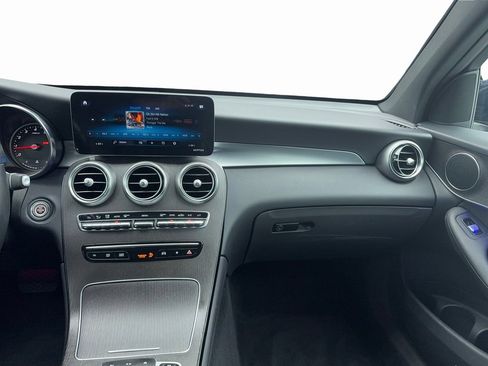 Used 2022 Mercedes-Benz GLC 300 GLC 300 w/ Premium Package Lite image 17