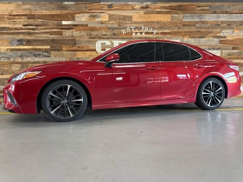 Used 2020 Toyota Camry XSE w/ Driver Assist Package FWD image 17