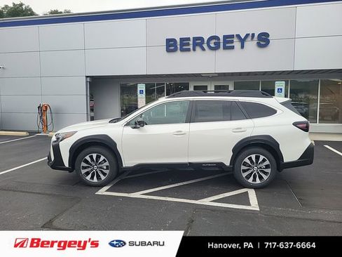 New 2025 Subaru Outback Limited image 2