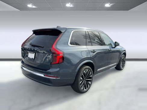 New 2026 Volvo XC90 T8 Ultra image 9