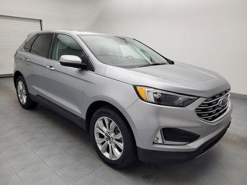 Used 2024 Ford Edge Titanium image 11