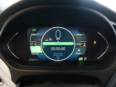 Used 2018 Chevrolet Bolt Premier w/ Driver Confidence II Package FWD image 35