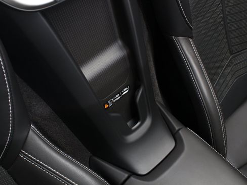 Used 2024 Chevrolet Corvette Stingray Premium Conv w/ Z51 Performance Package RWD image 50