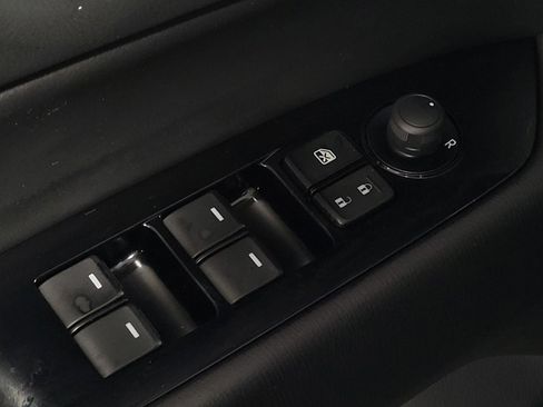 Used 2018 MAZDA CX-5 Touring w/ Preferred Equipment Package FWD image 27