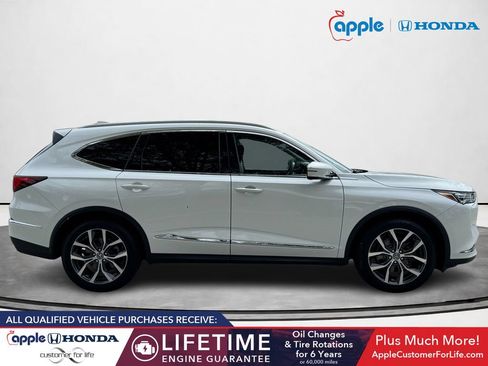 Used 2023 Acura MDX SH-AWD w/ Technology Package image 2