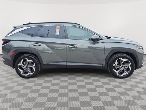 Used 2023 Hyundai Tucson SEL w/ Convenience Package image 4