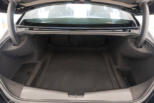 Used 2025 Cadillac CT4 Premium Luxury w/ LPO, Exterior Accent Package RWD image 13