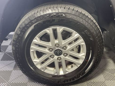 Used 2024 Toyota Tundra SR5 image 10