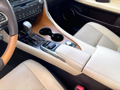 Used 2018 Lexus RX 450h image 15