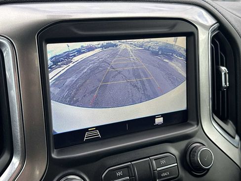 Used 2020 Chevrolet Silverado 1500 LT image 21