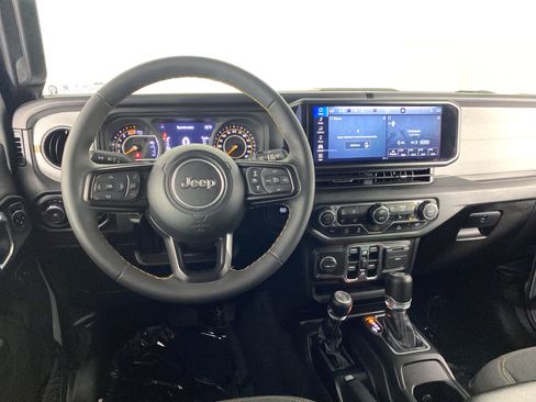 Used 2024 Jeep Wrangler Unlimited Sport AWD/4WD image 20