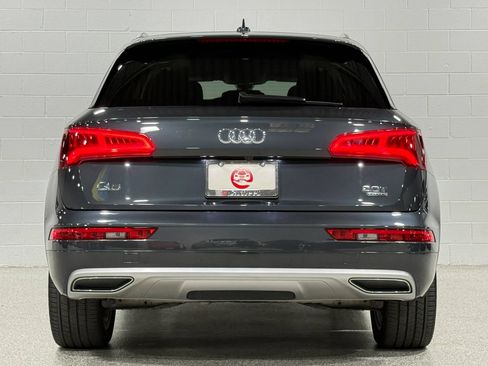 Used 2018 Audi Q5 2.0T Premium Plus w/ Premium Plus Package AWD/4WD image 7
