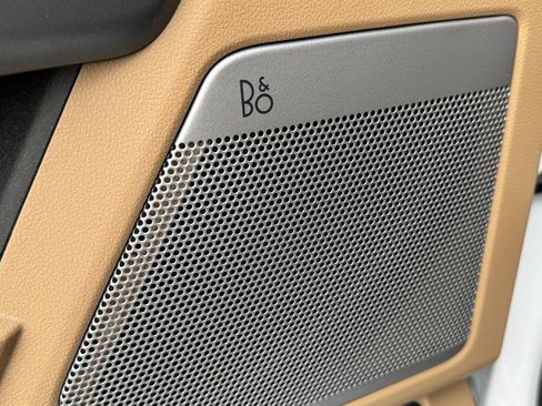 Used 2024 Ford F250 Lariat w/ Chrome Package image 17