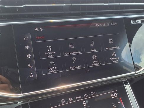 Used 2025 Audi Q7 3.0T Premium w/ Convenience Package image 22