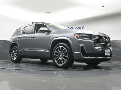 Used 2020 GMC Acadia Denali w/ Denali Ultimate Package AWD/4WD image 25