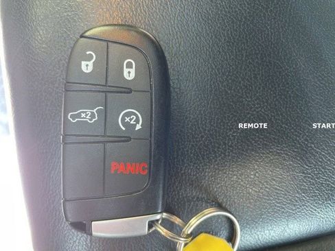 Certified 2022 Dodge Durango GT image 23