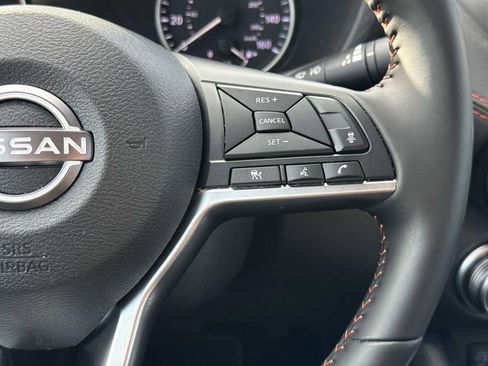 Certified 2025 Nissan Sentra SR image 13