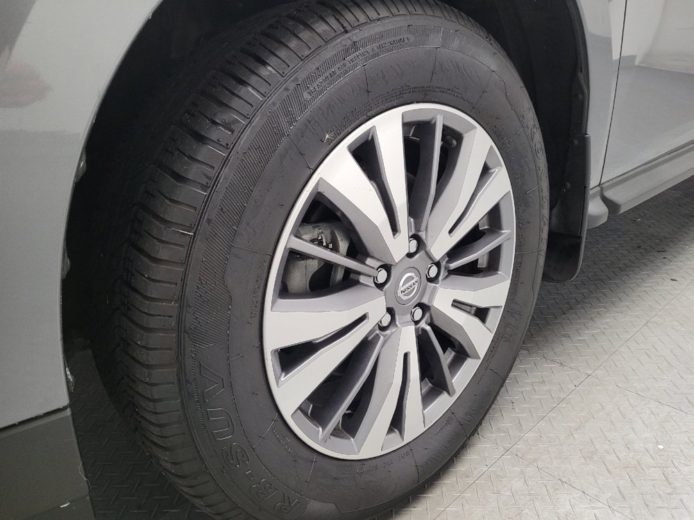 Used 2020 Nissan Pathfinder S FWD image 31