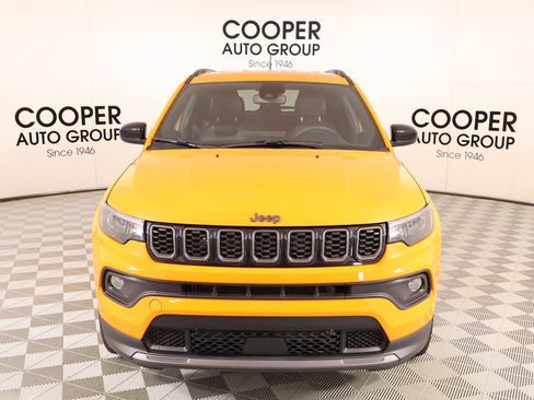 Used 2026 Jeep Compass Latitude AWD/4WD image 8