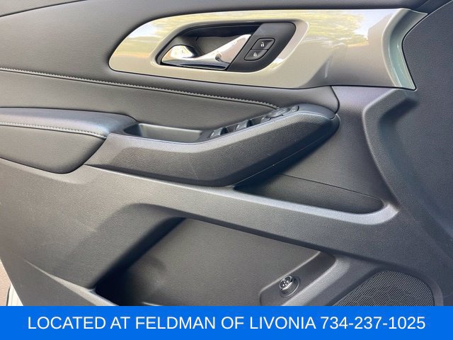 Certified 2023 Chevrolet Traverse LT FWD image 19