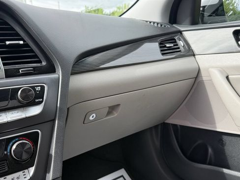 Used 2018 Hyundai Sonata Limited FWD image 27