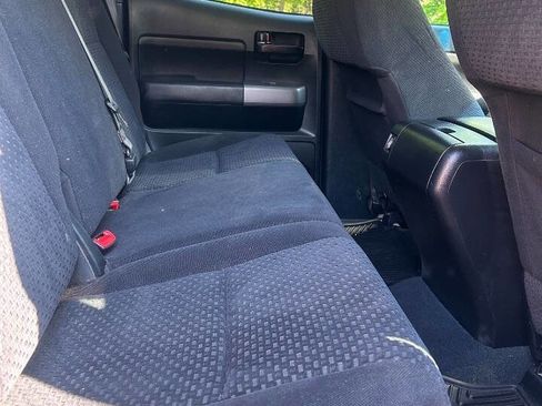 Used 2010 Toyota Tundra 4x4 Double Cab image 9