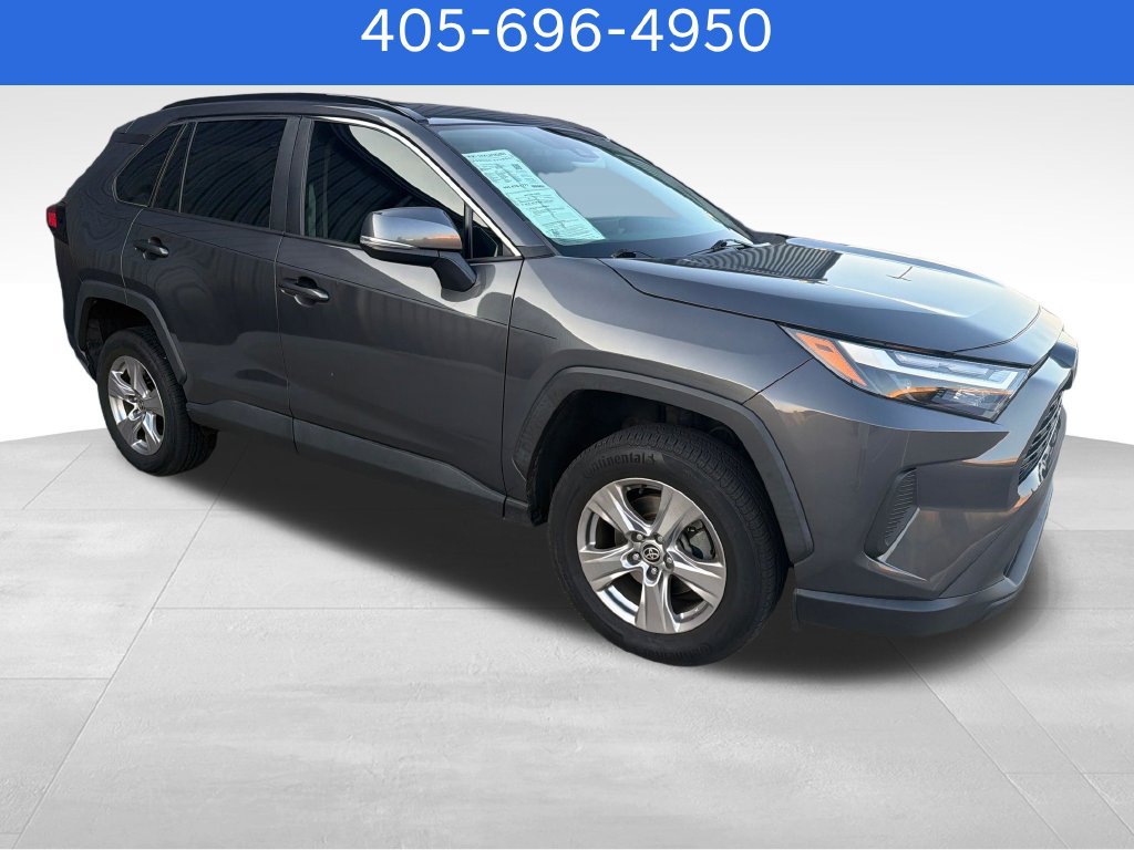Used 2022 Toyota RAV4 XLE FWD image 8